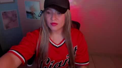 Jennyfer online show from 06/01/26, 09:27
