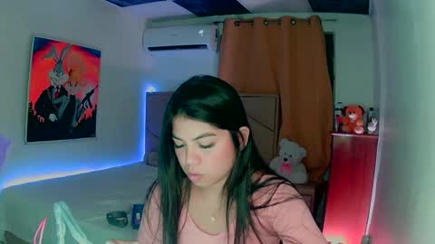 aliciabiden online show from 12/24/24, 06:22