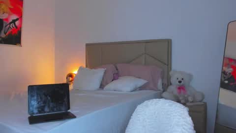 aliciabiden online show from 02/03/26, 02:53