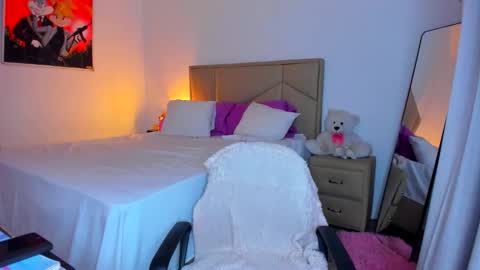 aliciabiden online show from 04/08/26, 07:19