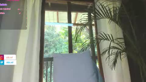aliciakozlov online show from 07/10/26, 07:05