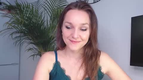 Alicia online show from 02/04/25, 07:51