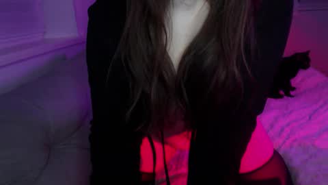 aliciamoon_ online show from 01/17/26, 02:22