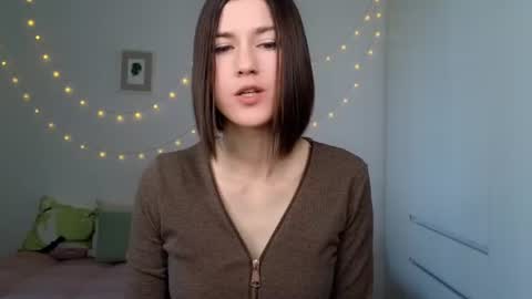 Snapshot of alicianoveli chatting on 07/08/26, 04:17 alicianoveli online show from 07/08/26, 04:17