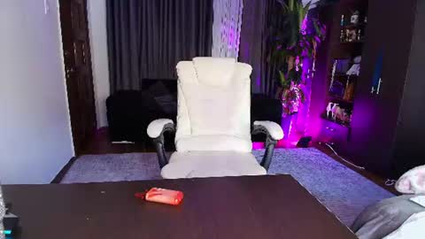 aliciawonderxx online show from 07/24/26, 10:19