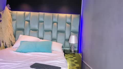 Ali Diaz online show from 02/06/25, 02:22