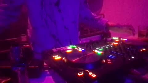 Snapshot of alien8720 chatting on 01/28/25, 06:28 busco rockera online show from 01/28/25, 06:28