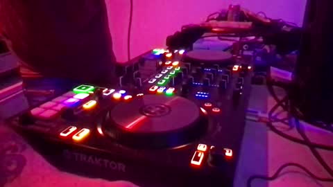 Snapshot of alien8720 chatting on 02/09/25, 03:53 busco rockera online show from 02/09/25, 03:53