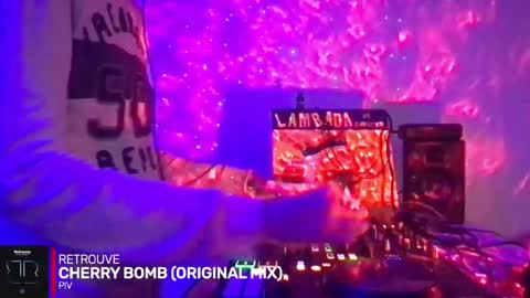 Snapshot of alien8720 chatting on 09/11/25, 05:13 busco rockera online show from 09/11/25, 05:13