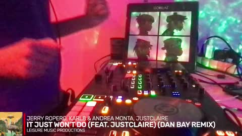 Snapshot of alien8720 chatting on 10/29/25, 08:54 busco rockera online show from 10/29/25, 08:54