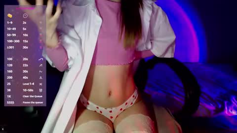 Mia online show from 02/04/25, 04:29