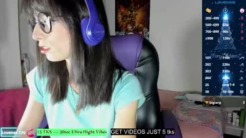 Aiko  Independent Model  online show from 01/10/26, 11:42