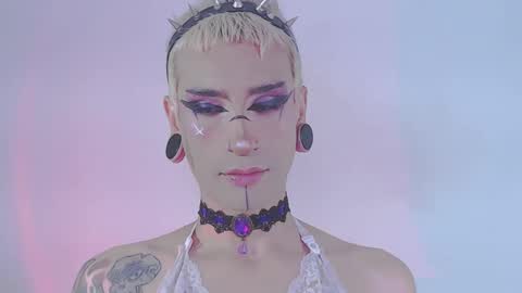     online show from 03/25/26, 05:52