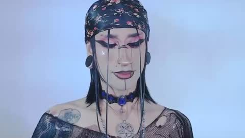     online show from 06/25/26, 10:58