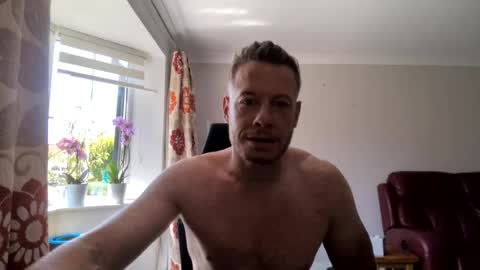 Snapshot of alig1980 chatting on 07/10/26, 11:13 alig1980 online show from 07/10/26, 11:13