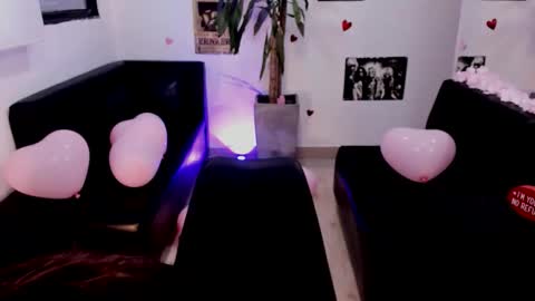 Snapshot of aliice_greco chatting on 02/12/26, 11:27 Alice online show from 02/12/26, 11:27