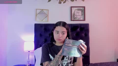 aliice_walker_ online show from 02/18/25, 01:11