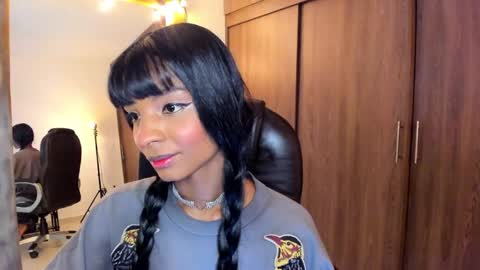 Snapshot of alika_houston chatting on 03/02/25, 09:21 IG Alik nasso online show from 03/02/25, 09:21