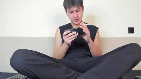 Dan online show from 12/04/25, 01:04