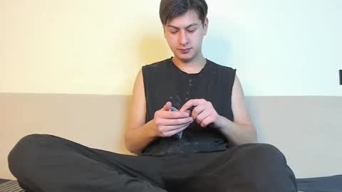 Snapshot of alikuskya chatting on 01/17/26, 01:10 Dan online show from 01/17/26, 01:10