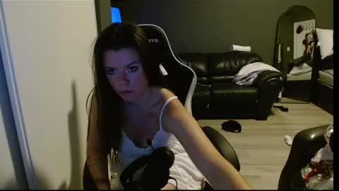 Snapshot of alina_nightshade chatting on 10/03/25, 01:46 Alina Nightshade online show from 10/03/25, 01:46