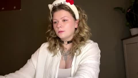 Alina online show from 03/31/26, 09:26