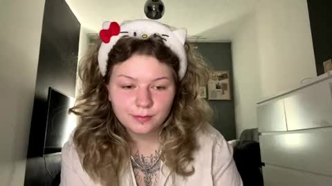 Alina online show from 04/18/26, 10:41