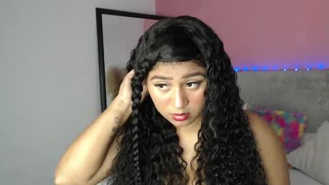 Snapshot of alinakiss_ chatting on 04/20/26, 11:06 lili online show from 04/20/26, 11:06