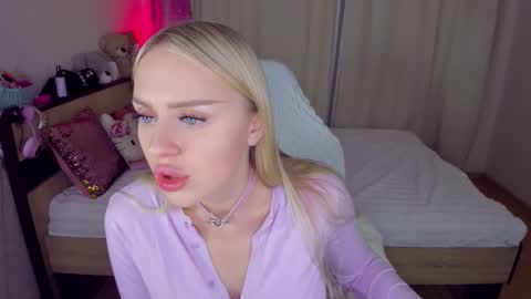 alinaocean online show from 10/20/25, 08:20