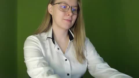 alinasei online show from 06/13/26, 12:14