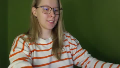 alinasei online show from 06/19/26, 06:07