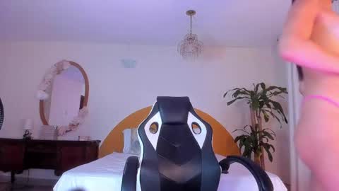 AlinaSimmons online show from 06/03/26, 01:08