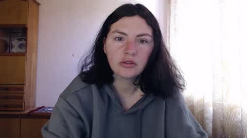 AlinaxJames online show from 05/04/26, 08:21