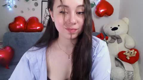 AlinaXRose online show from 05/19/26, 09:54