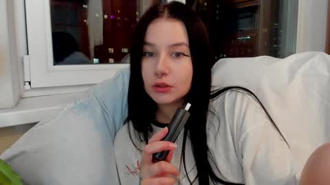 Snapshot of alinegreeeen chatting on 12/22/24, 11:11 Aline Greeeen online show from 12/22/24, 11:11