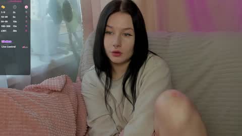 Snapshot of alinegreeeen chatting on 12/30/24, 05:15 Aline Greeeen online show from 12/30/24, 05:15