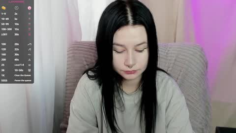 Snapshot of alinegreeeen chatting on 01/17/25, 04:39 Aline Greeeen online show from 01/17/25, 04:39