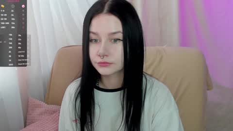 Snapshot of alinegreeeen chatting on 01/30/25, 06:56 Aline Greeeen online show from 01/30/25, 06:56