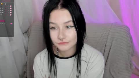 Snapshot of alinegreeeen chatting on 02/27/25, 11:20 Aline Greeeen online show from 02/27/25, 11:20