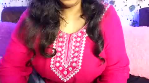 Alinna400 online show from 05/26/26, 03:30
