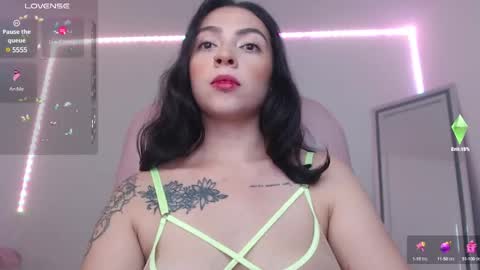Alejandra online show from 01/25/25, 06:23