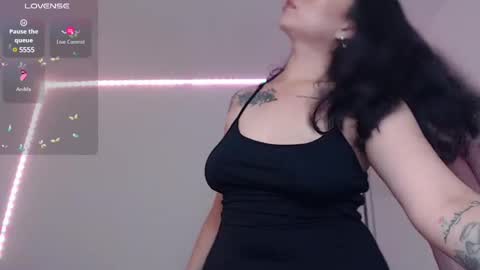 Alejandra online show from 01/31/25, 05:30