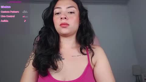 Alejandra online show from 09/30/25, 08:41