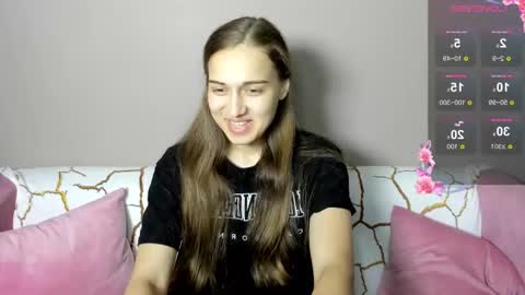 Snapshot of alisa__kelly chatting on 09/14/25, 01:05 alisa__kelly online show from 09/14/25, 01:05