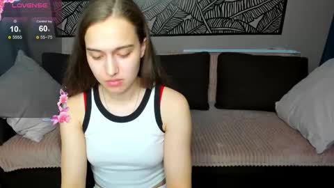 alisa__kelly online show from 11/28/25, 02:25