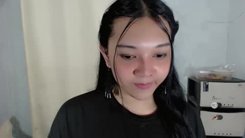 Shanti xhey online show from 12/20/25, 07:37