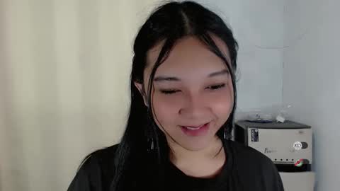 Shanti xhey online show from 12/21/25, 12:29