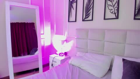     online show from 02/10/25, 10:19