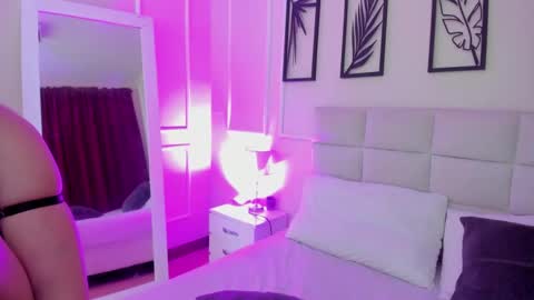     online show from 02/11/25, 11:44