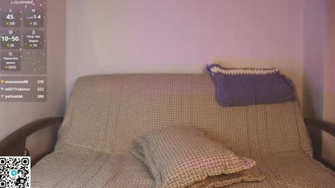 Snapshot of alisaa_01 chatting on 01/12/25, 06:28 Alice Fansly Alisa01 online show from 01/12/25, 06:28